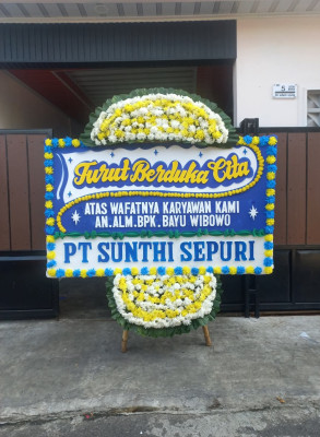 Papan Bunga Duka di Kramat Utara